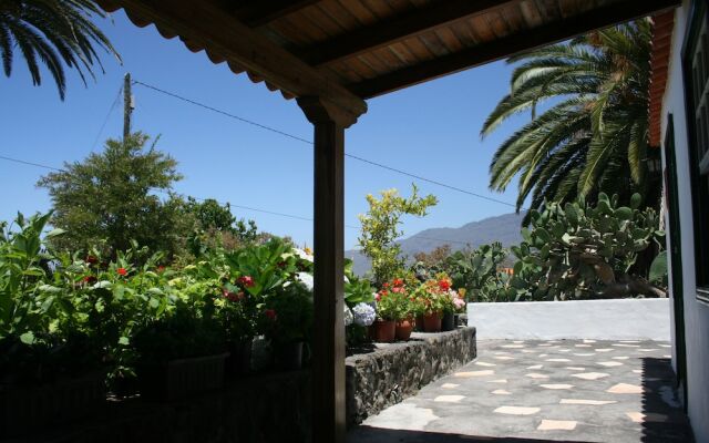 Casa Rural Jacinta Pura by Isla Bonita