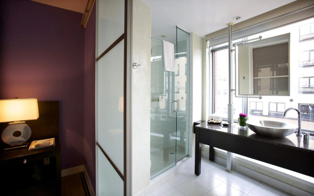 OPUS Hotel Vancouver