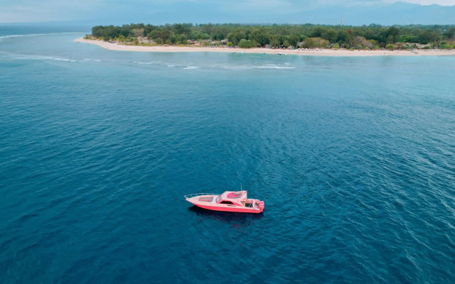 PinkCoco Gili Trawangan - Constant Surprises- for Cool Adults Only