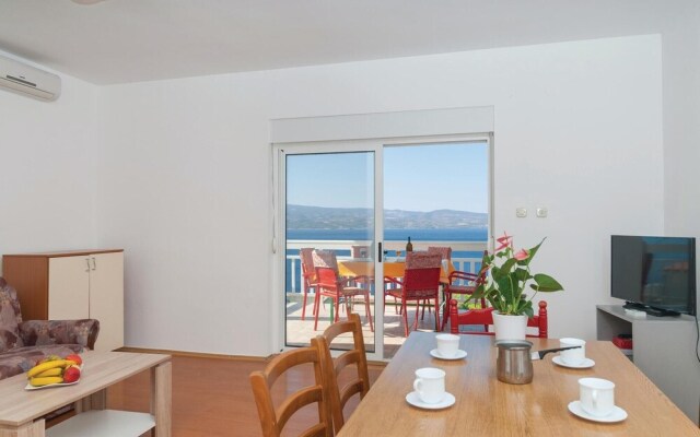 Nice Home in Stanici With Wifi and 2 Bedrooms