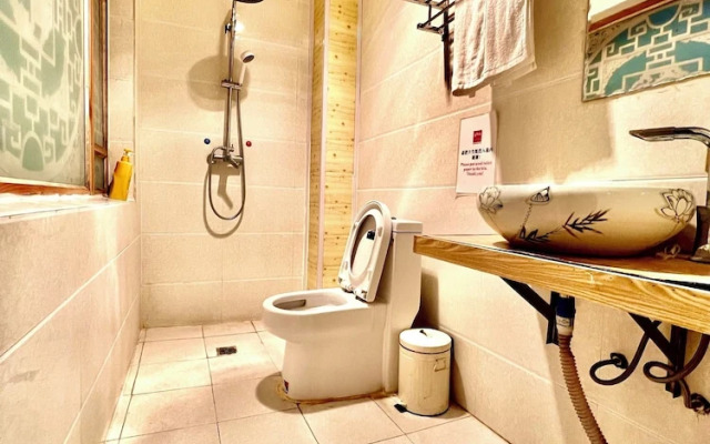 ShangriLa chudengshuo homestay