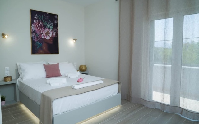 Diana s House 4 - Gytheio Sandy Beach Haven