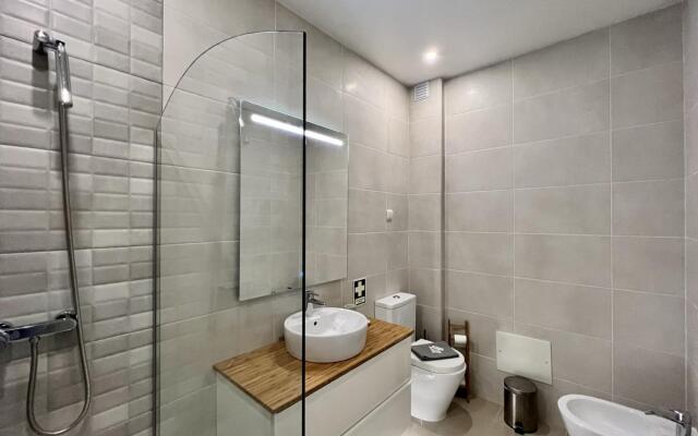 VILAMOURA PRESTIGE WITH POOL by HOMING