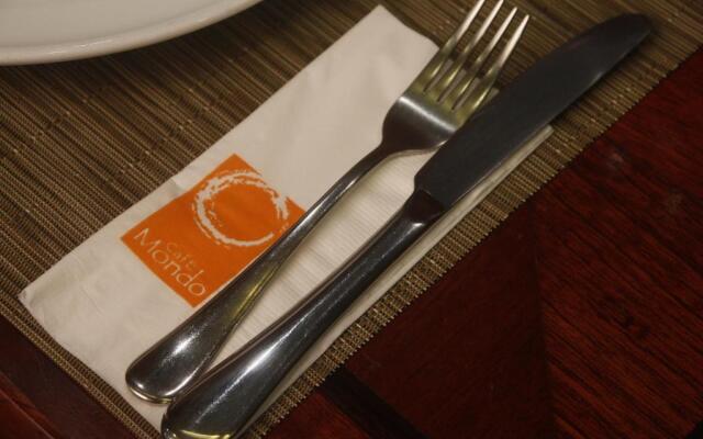 Herald Suites Solana