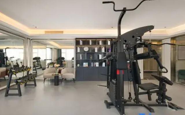 Yunfu Xinxing XANA Deluxe Hotel