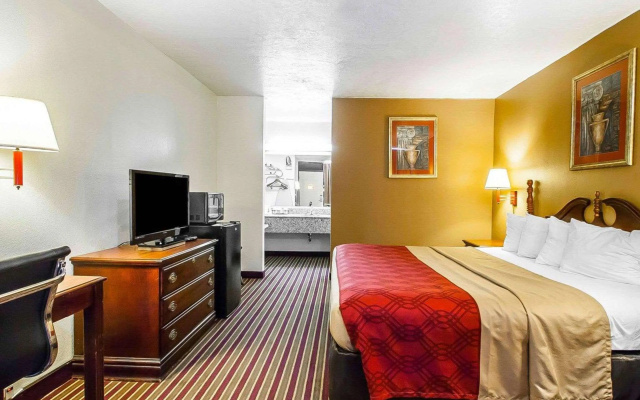 Econo Lodge Dyersburg I-155