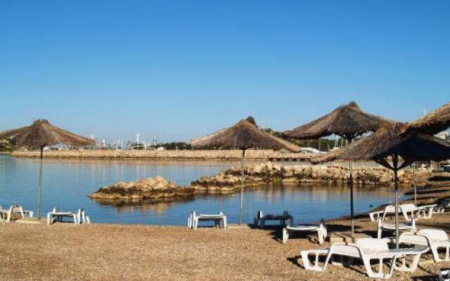 House-Apartment More