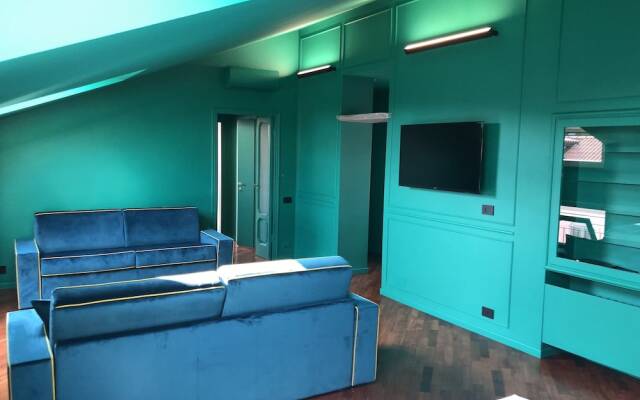 Garibaldi Suites