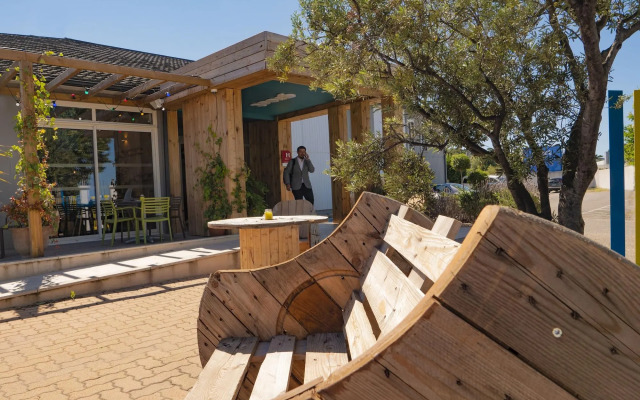 Greet Hotel Marseille Provence Aéroport