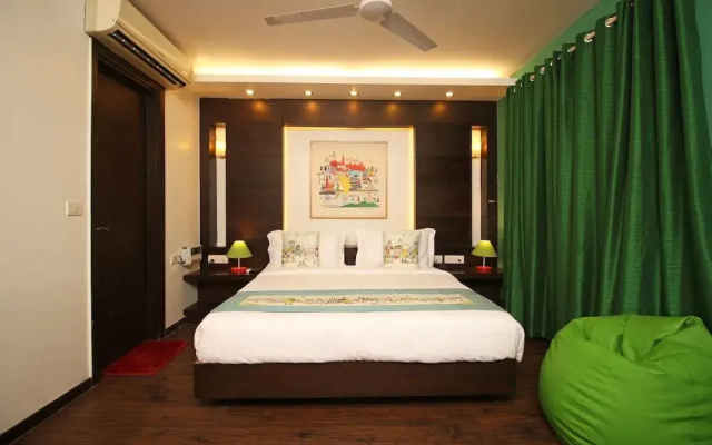 OYO Flagship 504 Greater Kailash