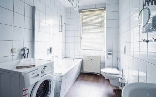 City Park Apartments Ludi