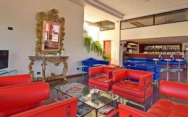 Recina Hotel