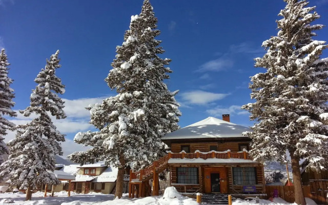 The Spruce Lodge