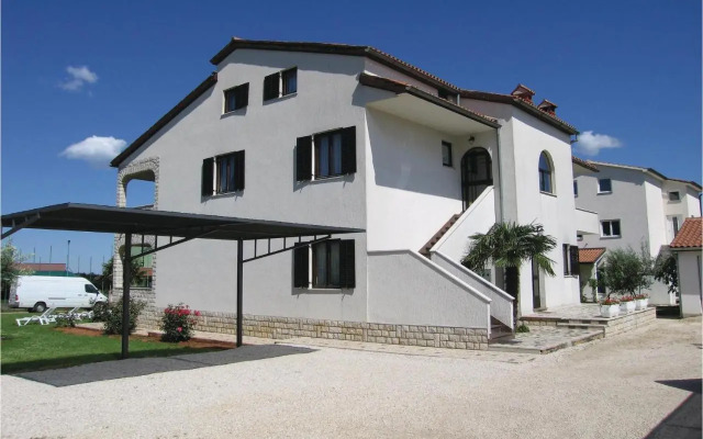 Apartment Stancia Vodopija IV