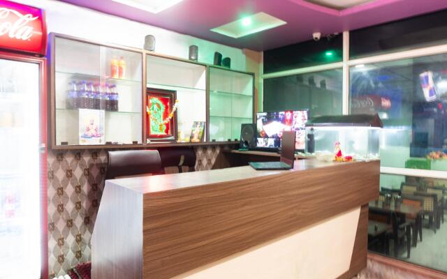 OYO Flagship 42754 Hotel Sanket