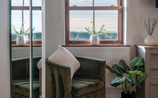 The Beacon - 3 Bed - Ludchurch