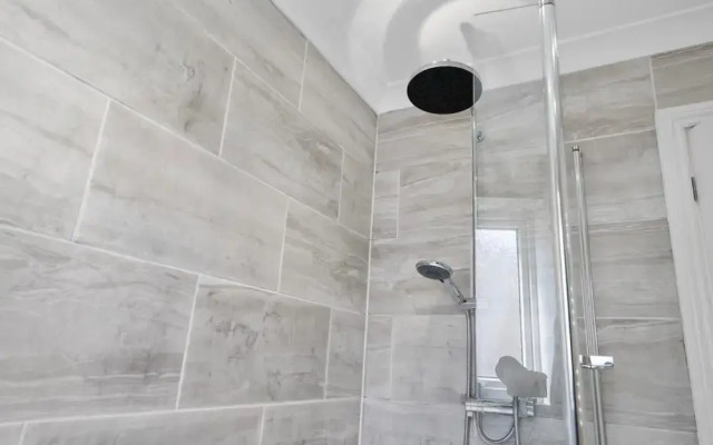 Knights Rest -beautiful Home in Dover With Parking