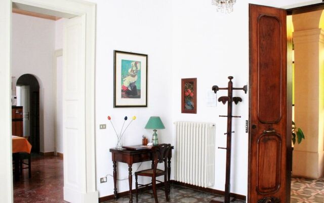 Chez Moi Lecce Charme B&B