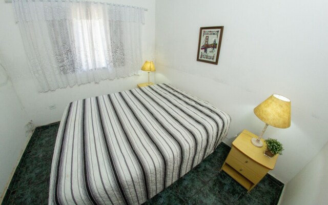 OBA 44 - Beach house in front of the sea - Caraguatatuba