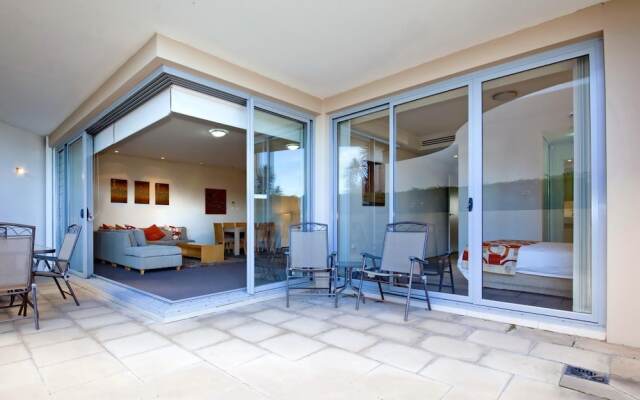 Cote D'Azur, Unit 11/61 Donald Street