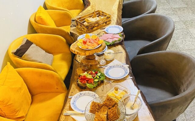Anna's Guest house