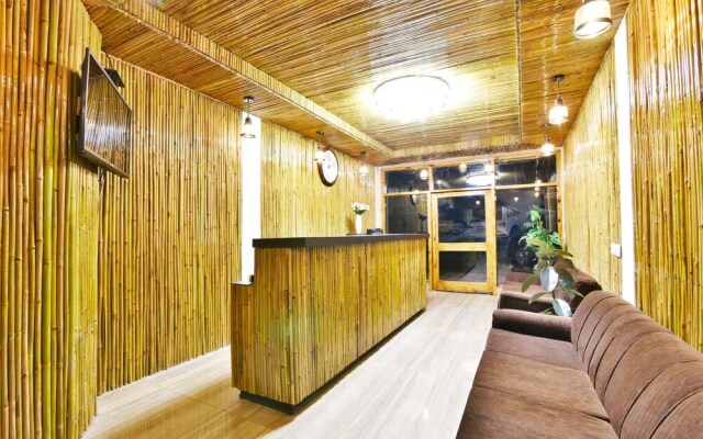 Kapoor Resort