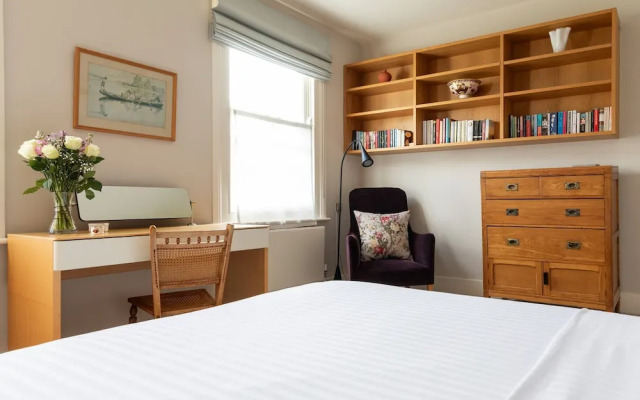 Willes Road II by Onefinestay