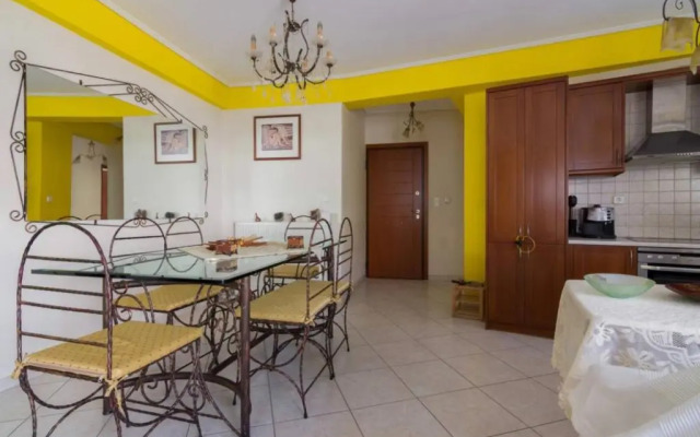 Sakis Luxury House