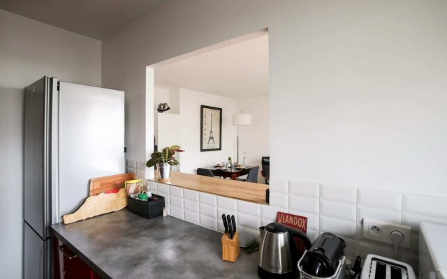 Homely Oberkampf Apartment for 4 Guests