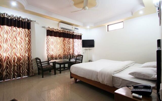 Hotel Leisure Palace