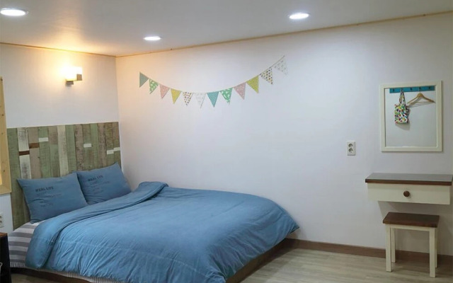 Boryeong Afternoonsketchbook Pension