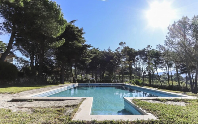 Sintra Classic Villa by Homing