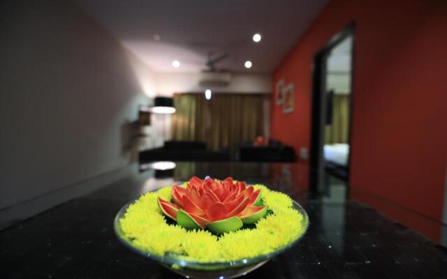 Landmark Suites Bollywood design Hotel