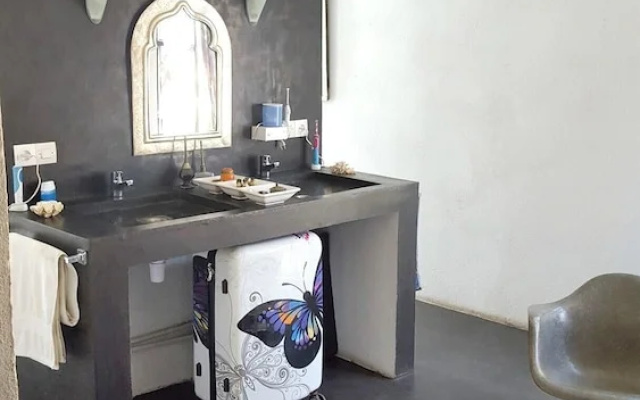 House With 4 Bedrooms in Ifaty, With Enclosed Garden and Wifi Near the Beach — фото 4
