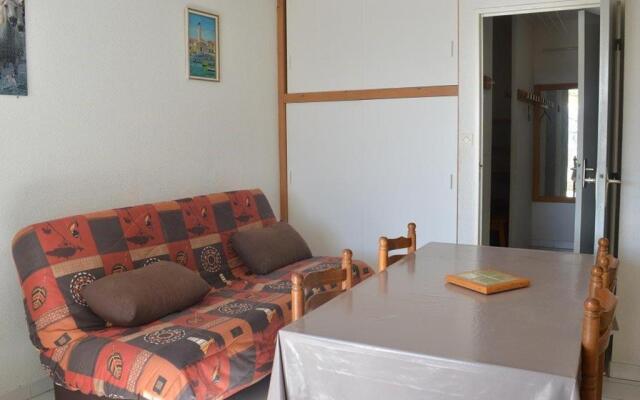 Appartement Le Grau-du-Roi, 2 pièces, 6 personnes - FR-1-250-105