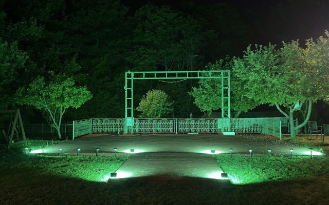 Sarikonaklar Garden Village