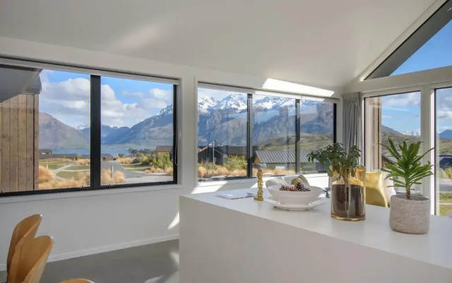 Four Season Retreat