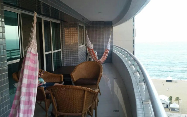 Apartamento Vista Mar 4 Suítes