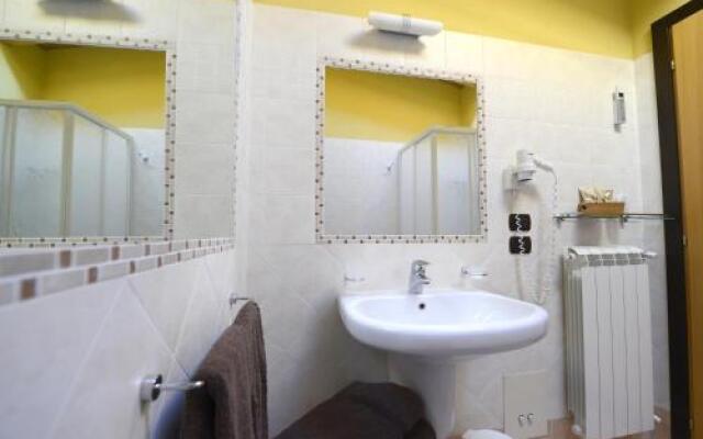 Hotel Veduta dell'Adamello