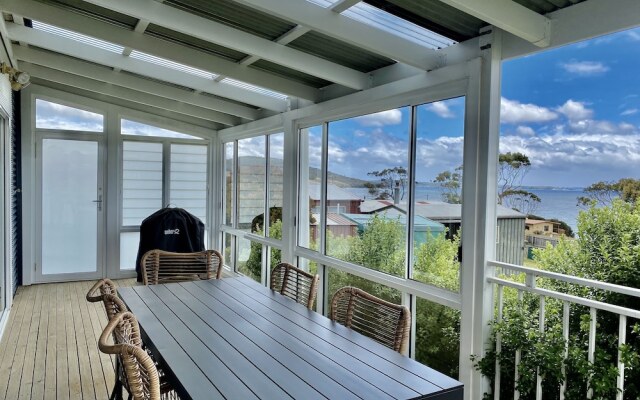 Blue Cottage Bruny Island