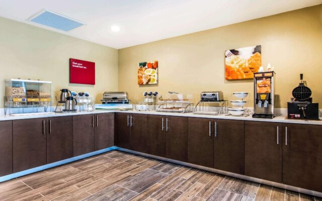 Comfort Inn & Suites