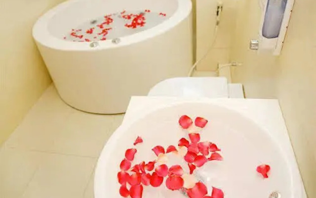 Indochina Gold Hotel