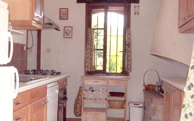 Villa With 3 Bedrooms in Castelnou, With Wonderful Mountain View, Shared Pool, Enclosed Garden