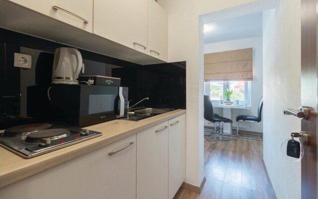 Nice Home in Zadar With Wifi and 8 Bedrooms