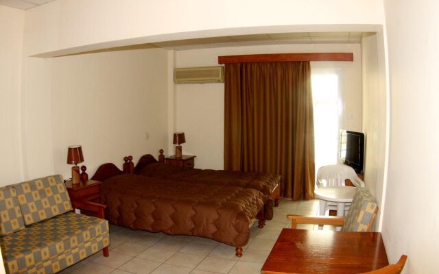Palm Sea Beach Holiday Suites and Studios Apartments