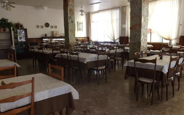 Victory Hotel
