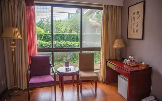 Royal Hotel – Balcony – Sanmenxia