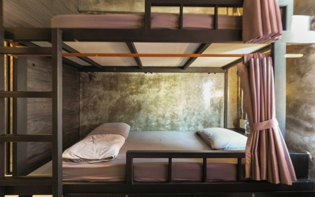 OYO 75332 VM1 Hostel
