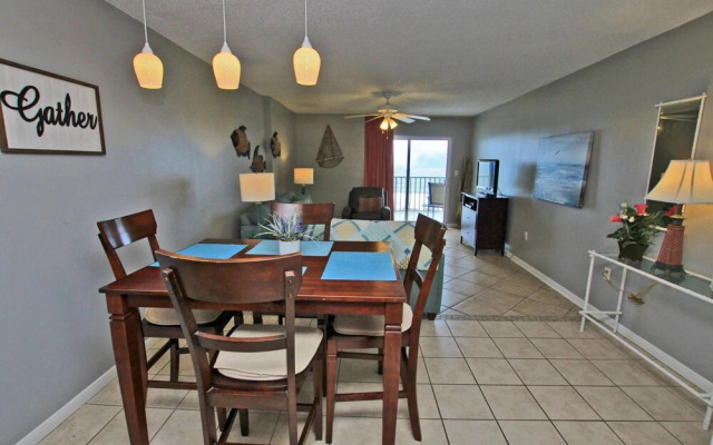 Ocean House by Youngs Suncoast