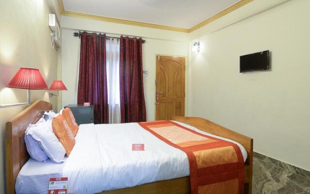 OYO 2074 StayOut Hotel Aston Ajoy Home Comfort